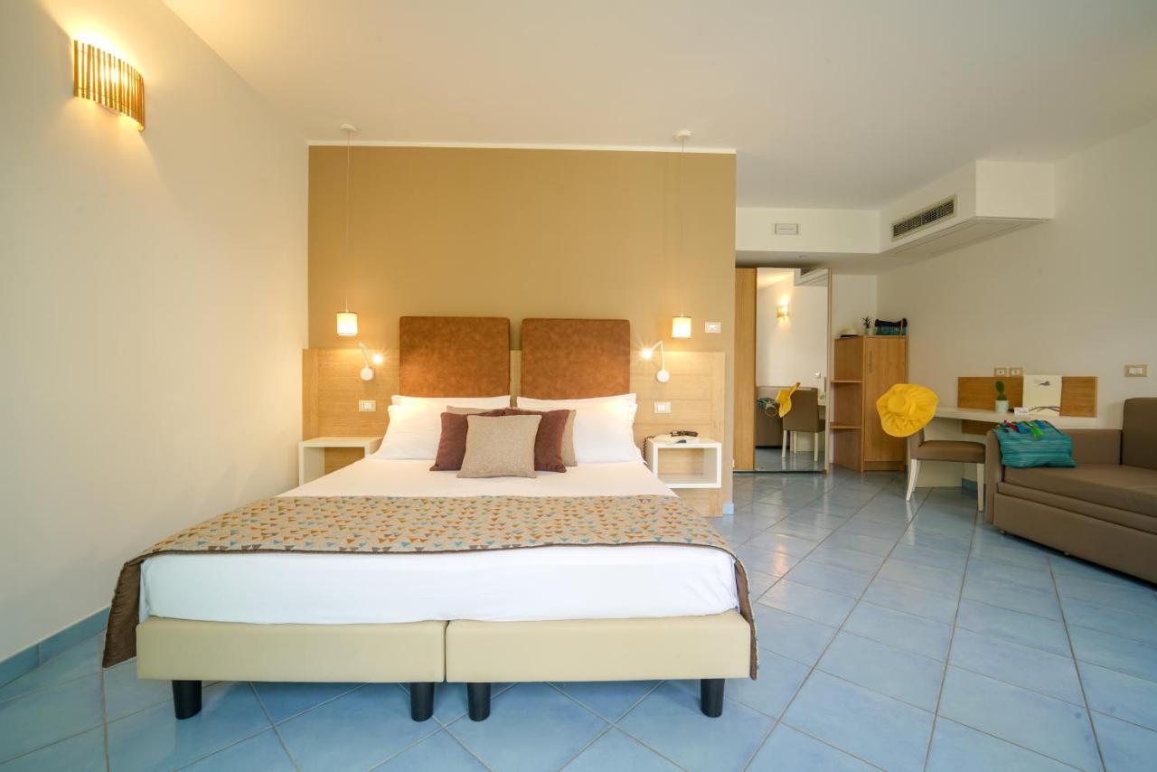Baia Del Godano Resort & Spa Capo Vaticano Kültér fotó