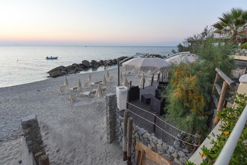 Baia Del Godano Resort & Spa Capo Vaticano Kültér fotó