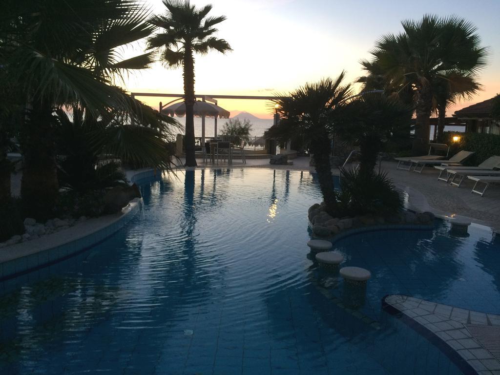 Baia Del Godano Resort & Spa Capo Vaticano Kültér fotó