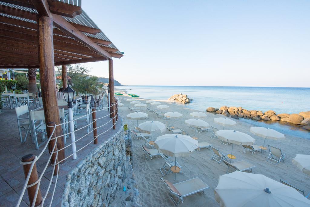 Baia Del Godano Resort & Spa Capo Vaticano Kültér fotó
