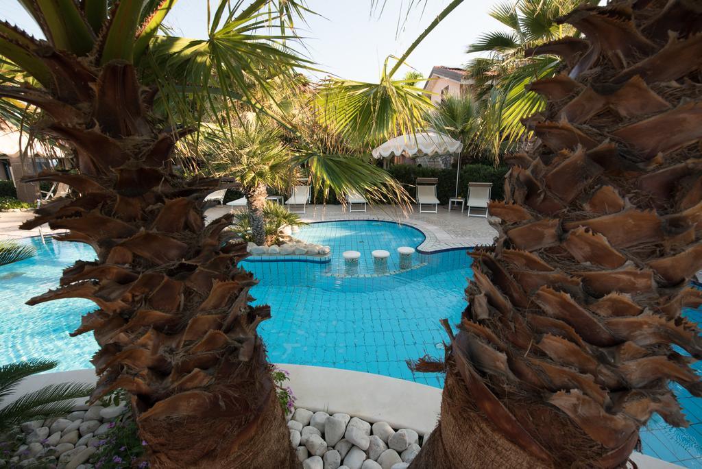 Baia Del Godano Resort & Spa Capo Vaticano Kültér fotó